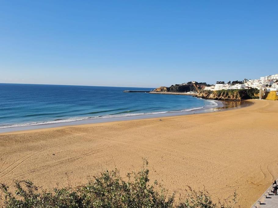 L&J Ocean View Apartment Albufeira Exterior photo